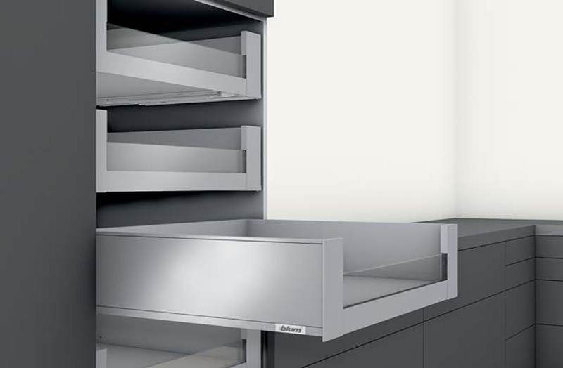 INNER Drawers with TIP-ON Blumotion